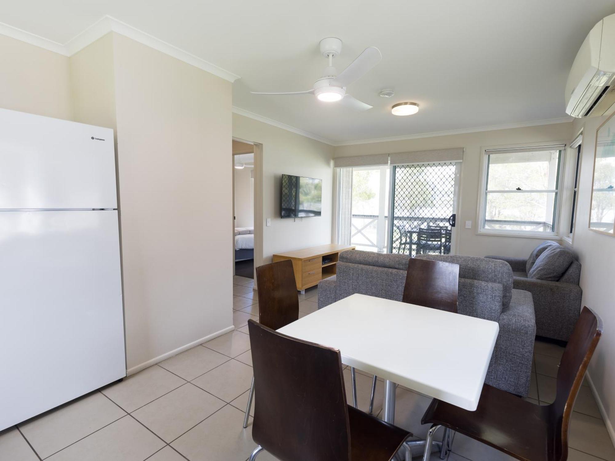 NRMA Lake Somerset Holiday Park Kilcoy Rom bilde